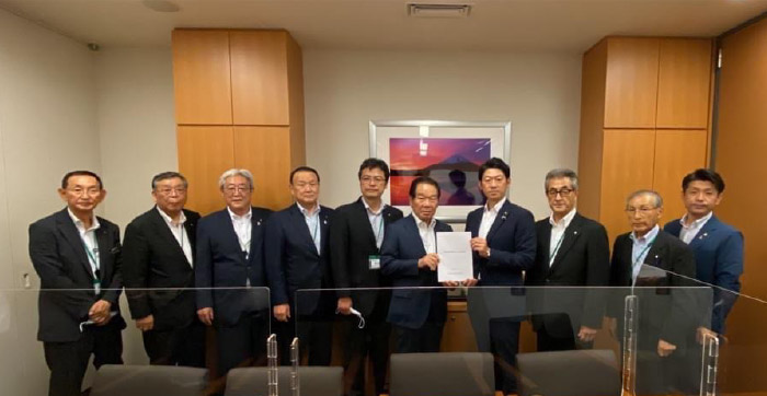 額賀福志郞衆議院議員与党整備新幹線建設促進PT座長と